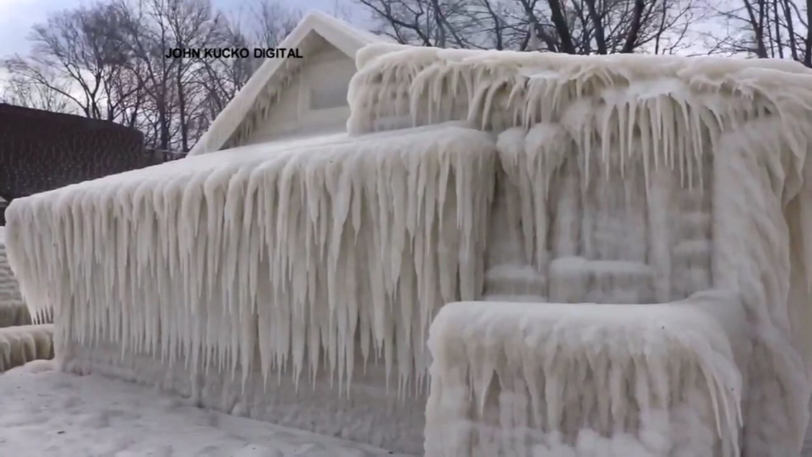 Frozen Solid New York Home Covered In Ice Abc7 San Francisco 7427